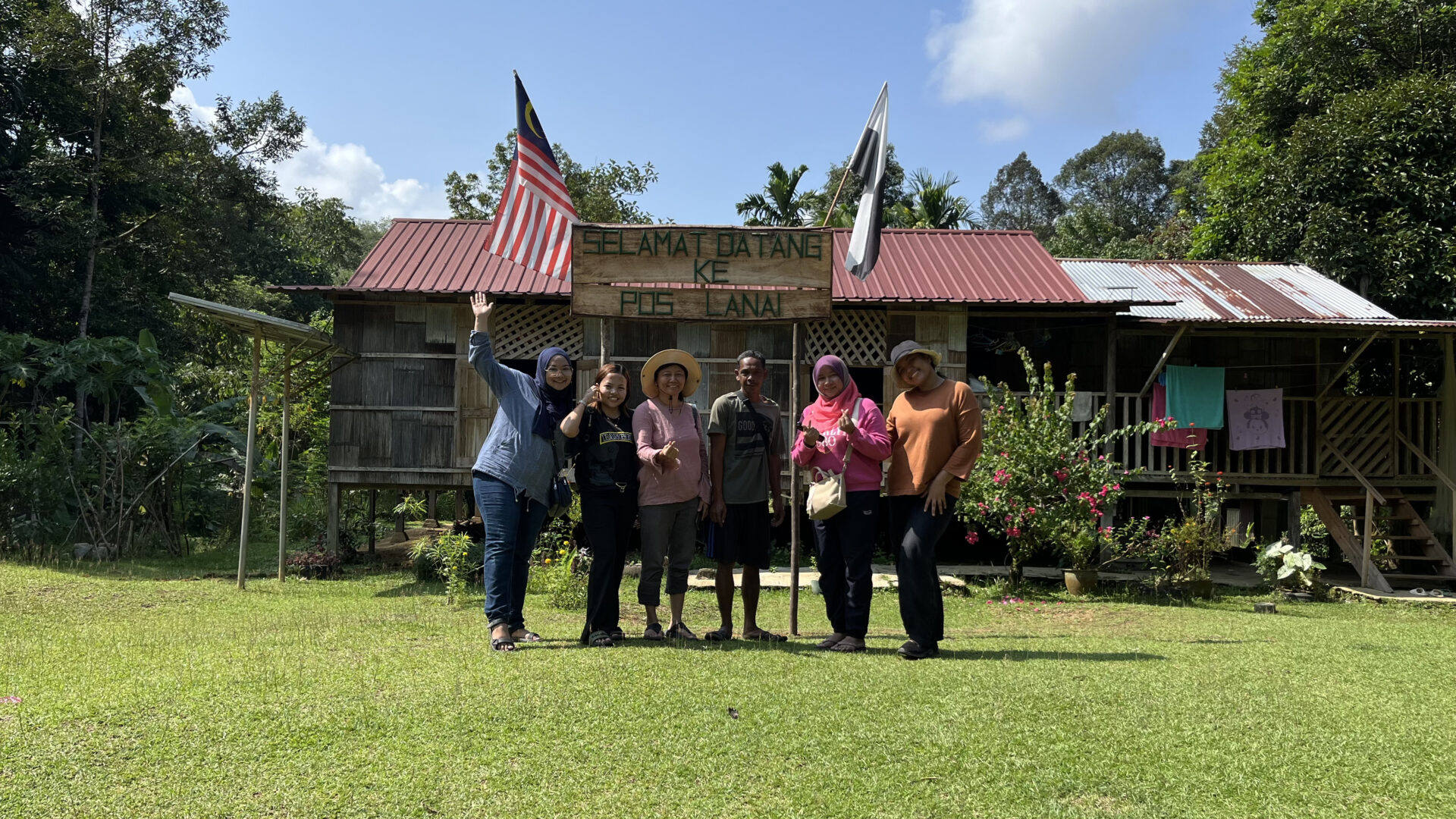 Ethnographic training in action at the Pos Lanai, Kuala Lipis, Pahang